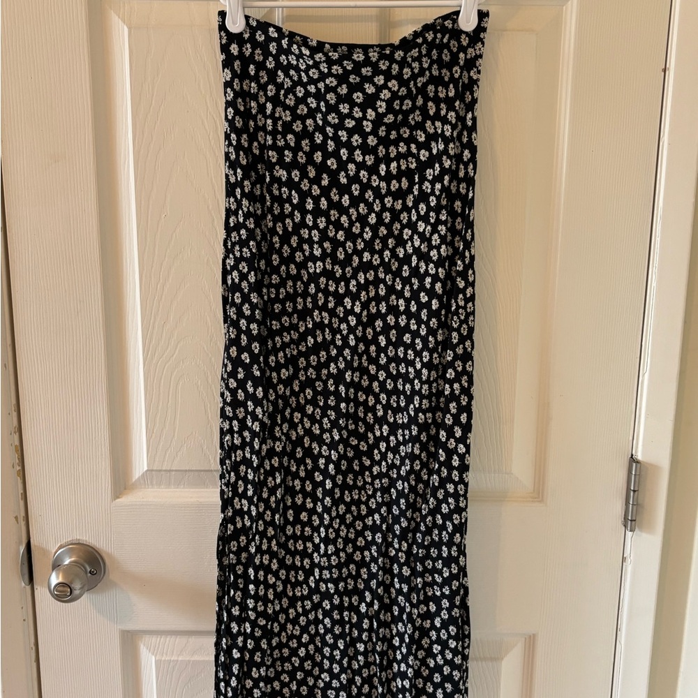 Madewell Black and White floral Skirt